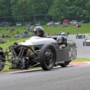 vscc cadwell park 244 hamish bibby at the start of hall bends